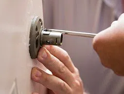 Security Locksmith Services San Antonio, TX 210-780-7330 - 18-Emergency-Opening